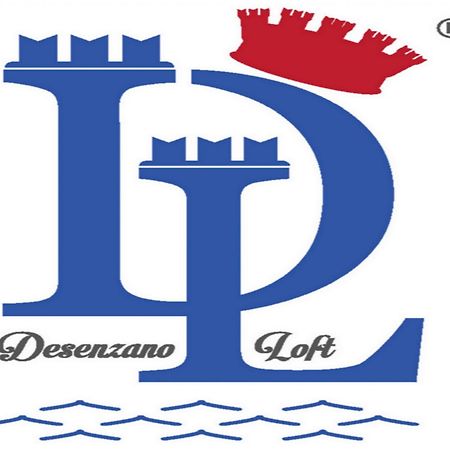 Desenzanoloft Le Chateau De Margot Desenzano del Garda Exterior foto