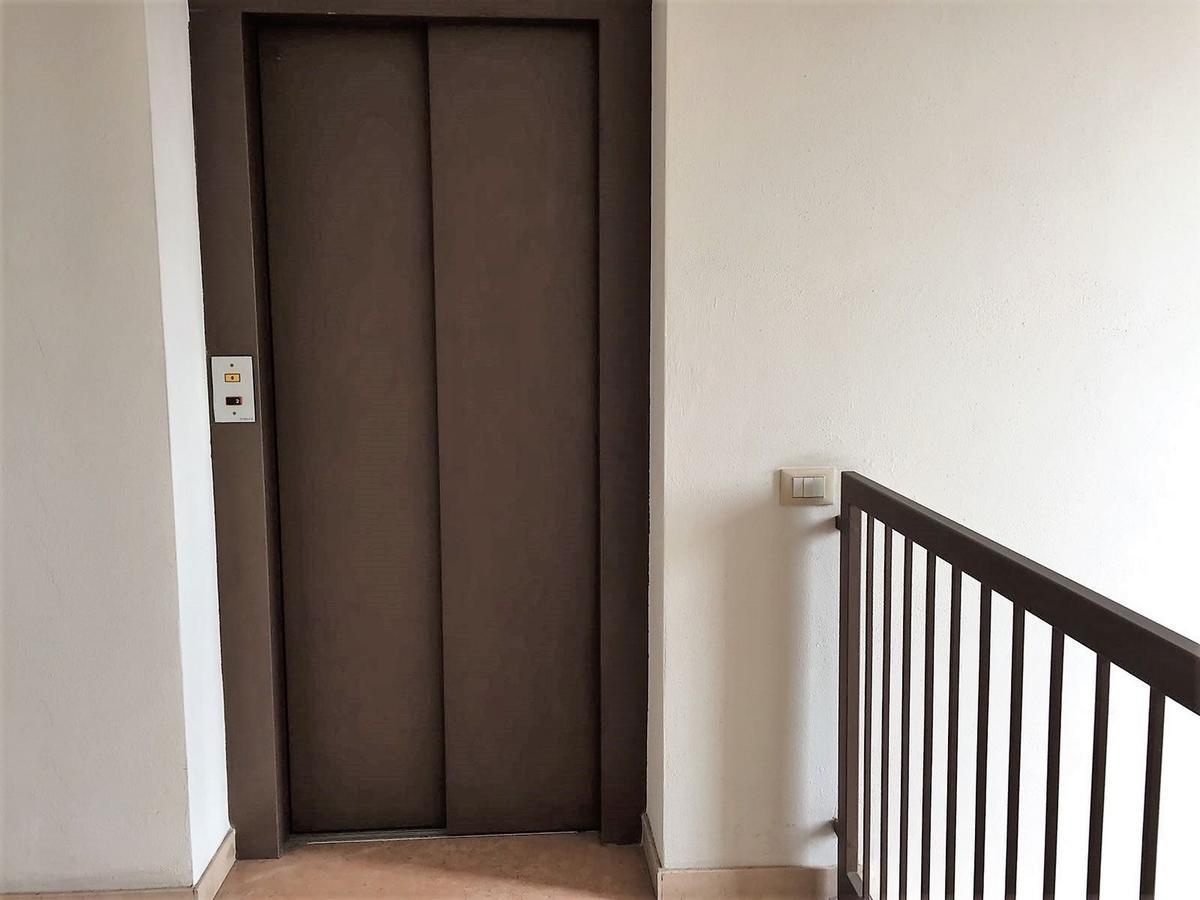 Desenzanoloft Le Chateau De Margot Desenzano del Garda Exterior foto